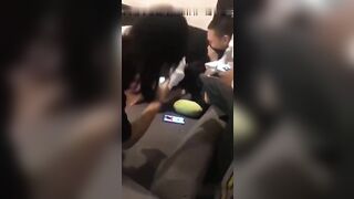 女孩当众强上男同学原版